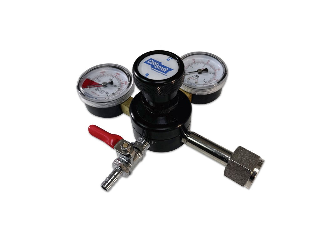 CO2 Regulator with Dual Gauges