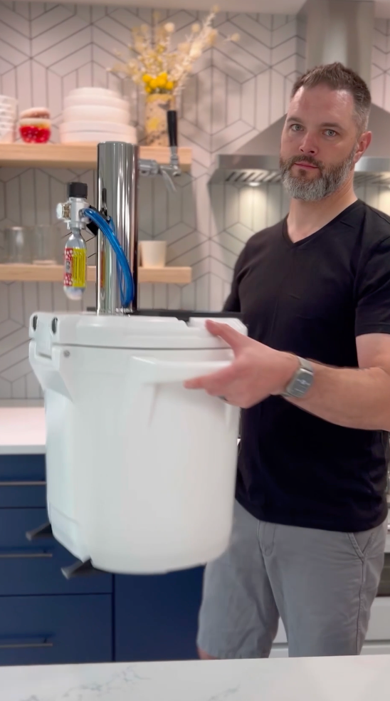 whisky coke coldone kegerator video, Scott